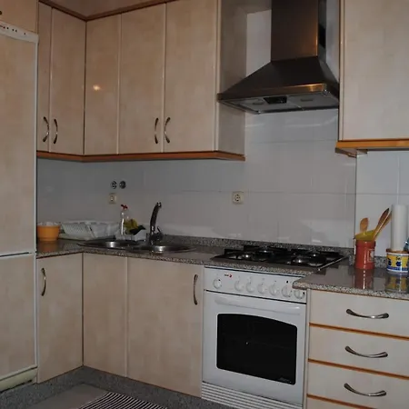 شقة - 2 Bedrooms - 07818 *